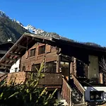 Chalet Le 1853