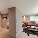 Appartement Chic Avec Sauna Et Parking Au Centre De Chamonix - Fr-1-343-190