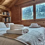 Chalet Spacieux A Chamonix Pour 9 - Vue Panoramique Mont-Blanc, Jacuzzi, Jardin & Parking