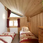 La Grange De L\'Aiguille