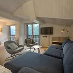 Apartement Blue Velvet