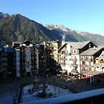 Chamonix Iris