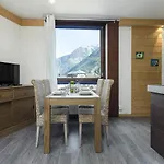 Apartment Beausite - Alpes Travel - Central Chamonix - Sleeps 2-4