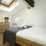 Apartment Forclaz 4B - Alpes Travel - Central Chamonix - Sleeps 4