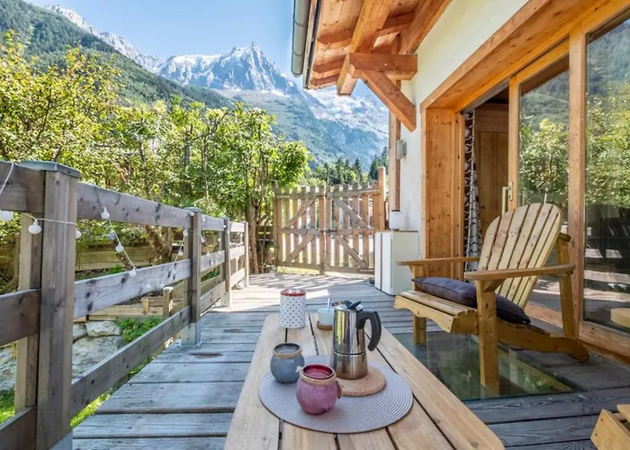 Superb Chalet With Balcony In Chamonix