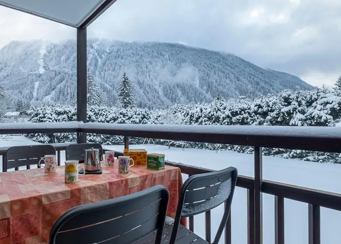 Apartment With Balcony Close To The Ski Slopes