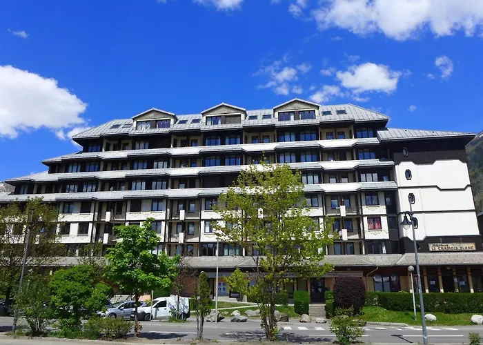 Apartment Le Chamois Blanc-3 By Interhome