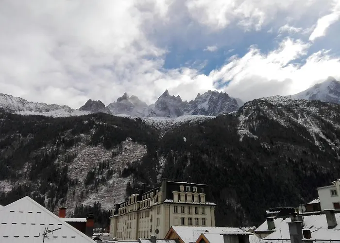 Hypercentre Chamonix Balcon Avec Vue Sur Les Aiguilles