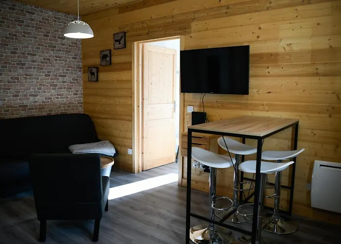 Coniferes Furnished Flat