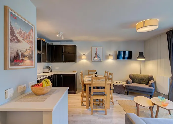 Apartment Fermes Du Montenvers B2- Alpes Travel - Central Chamonix
