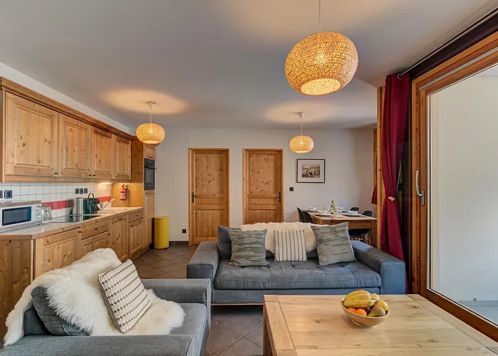 Apartment Le Paradis 1 - Alpes Travel - Central Chamonix