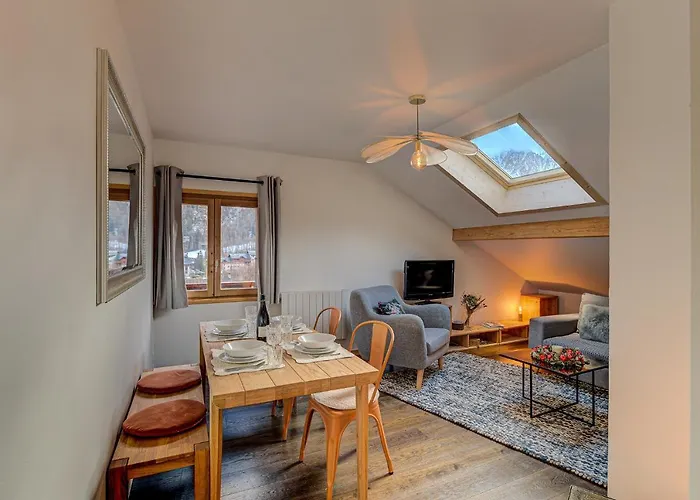 Apartment Rebats - Alpes Travel - Central Chamonix