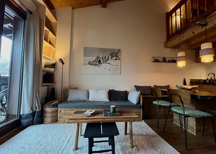 Appartement Ensoleille Aux Tines, Vue Massif