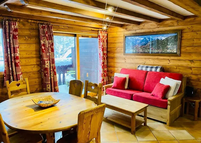 Mont Blanc View Apt In The Heart Of Chamonix