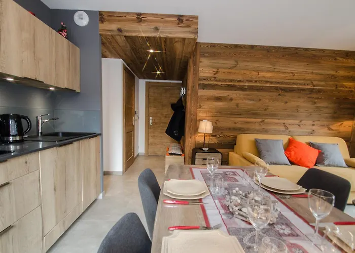 Appartement 3 Etoiles, Wifi, Parking, Balcon A Chamonix - Fr-1-343-201