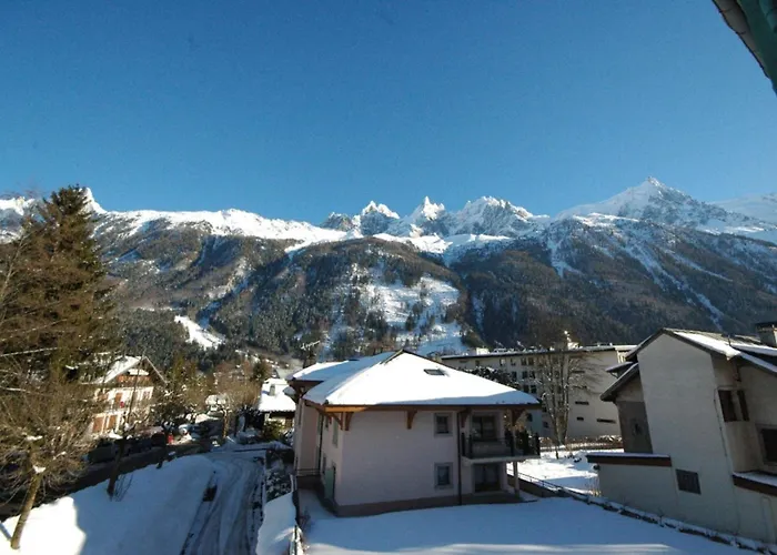 Charming Family Nest In The Heart Of Chamonix
