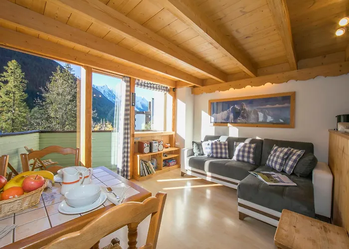 Residence Grand Roc - Ancolies 206 Happy Rentals
