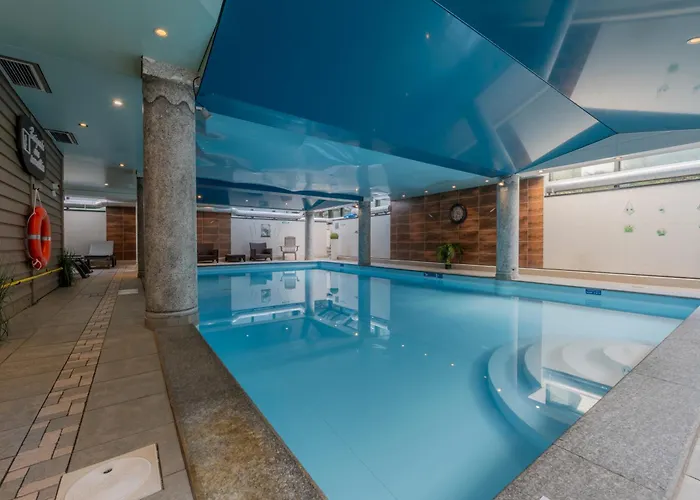 La Ginabelle - Sauna & Swimming Pool - Happy Rentals