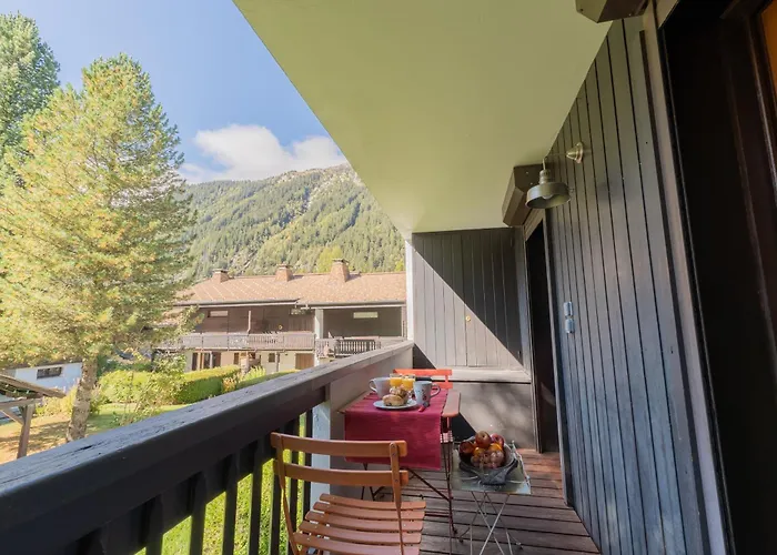 Appartement T4 Familial A Chamonix, Avec Parking Et Pres Des Grand Montets