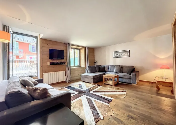 Chamonix Centre: Appartement 2 Chambres, Terrasse, 4-6 Pers, Proche Commerces - Fr-1-507-16