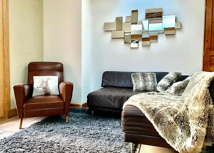 Summit Apartment