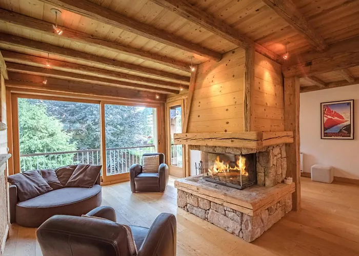 Appartement De 115M² Avec Terrasse Et Cheminee A Chamonix-Mont-Blanc, Proche Centre Et Telepherique - Fr-1-343-178