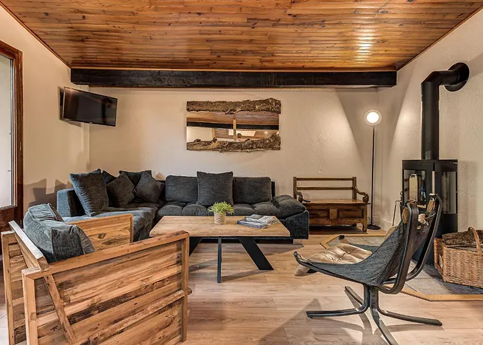 Apartment Les Nantillons - Alpes Travel - Central Chamonix