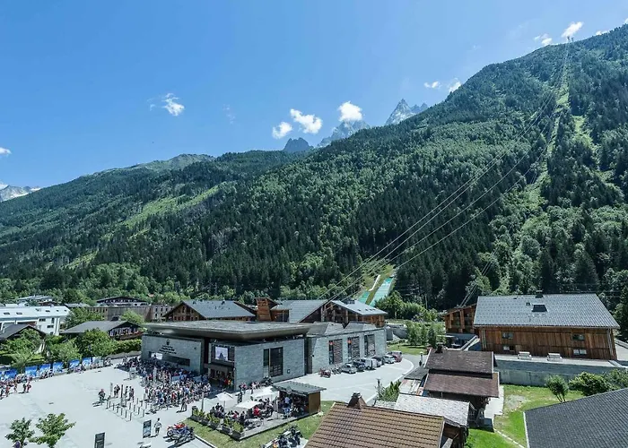 Apartment Midi Loft - A Central Chamonix Mountain Haven