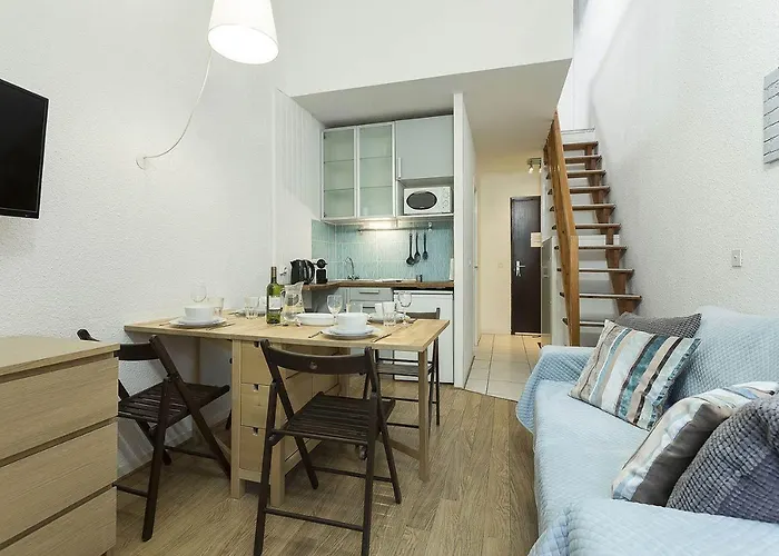 Apartment Forclaz 4B - Alpes Travel - Central Chamonix - Sleeps 4