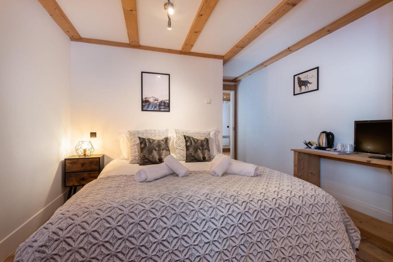 Petit Yeti Chalet