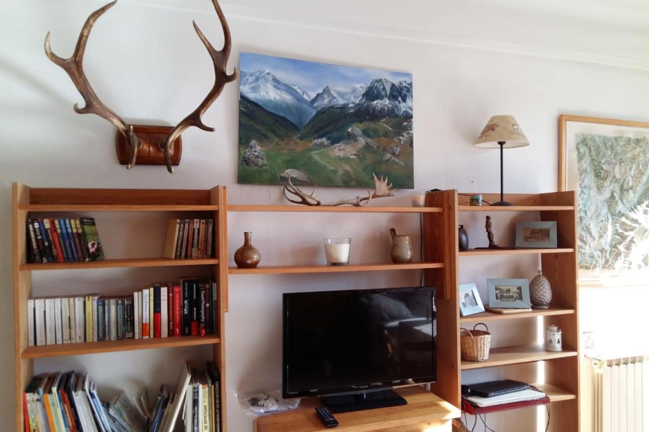Large Studio In The Center Of