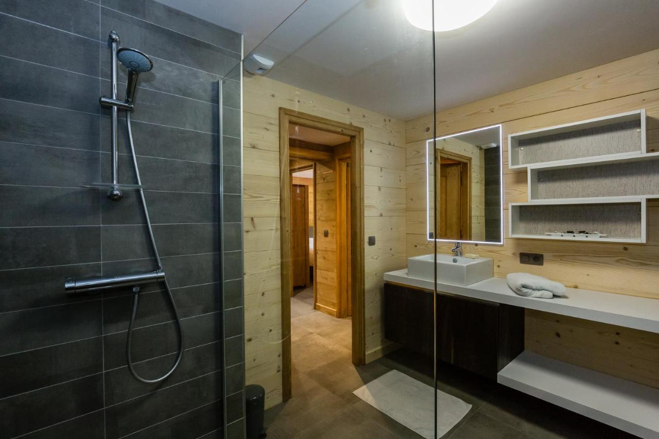 Chalet Grand Le Trappeur - *