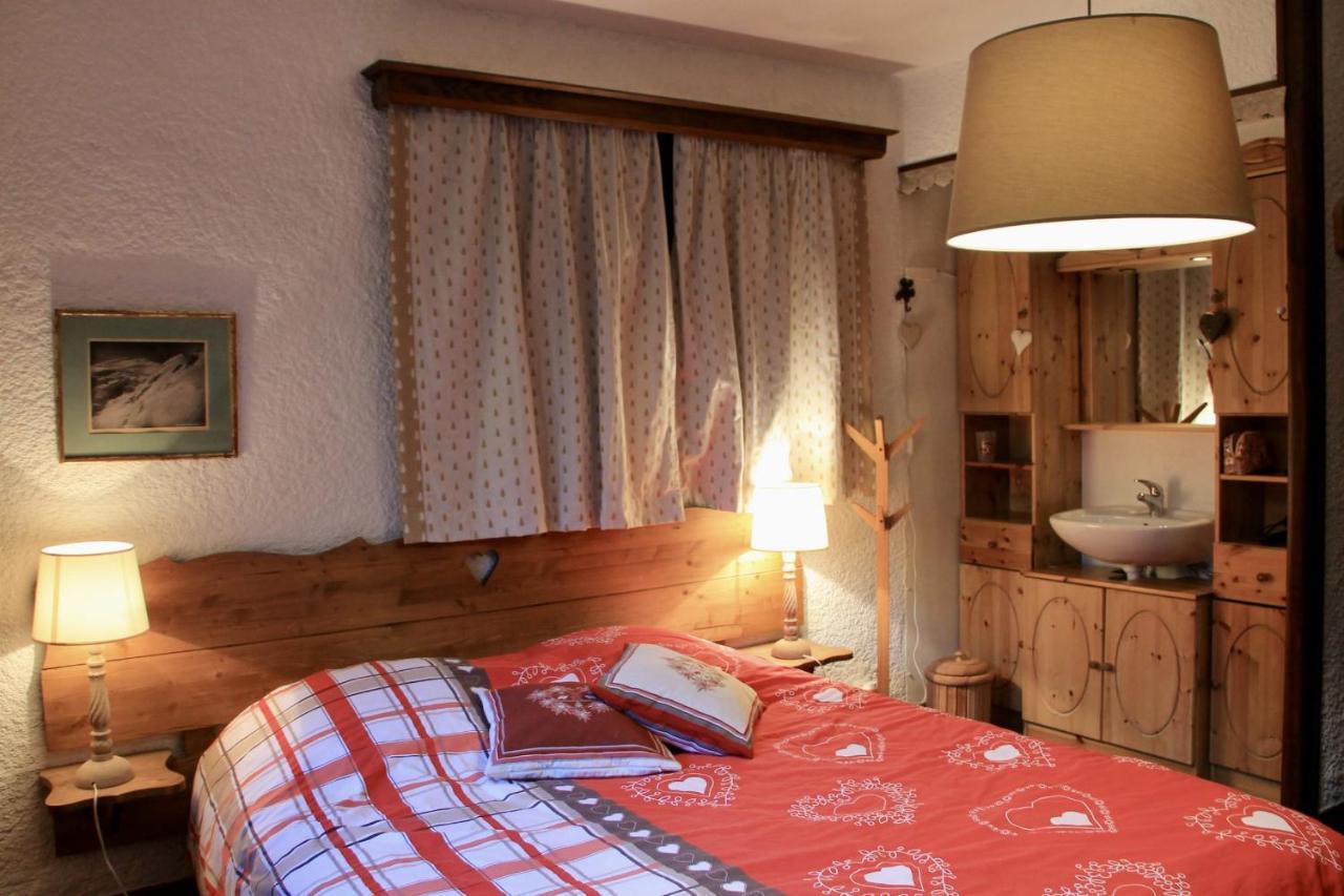 Magnificent With View On The Mont Blanc Chalet