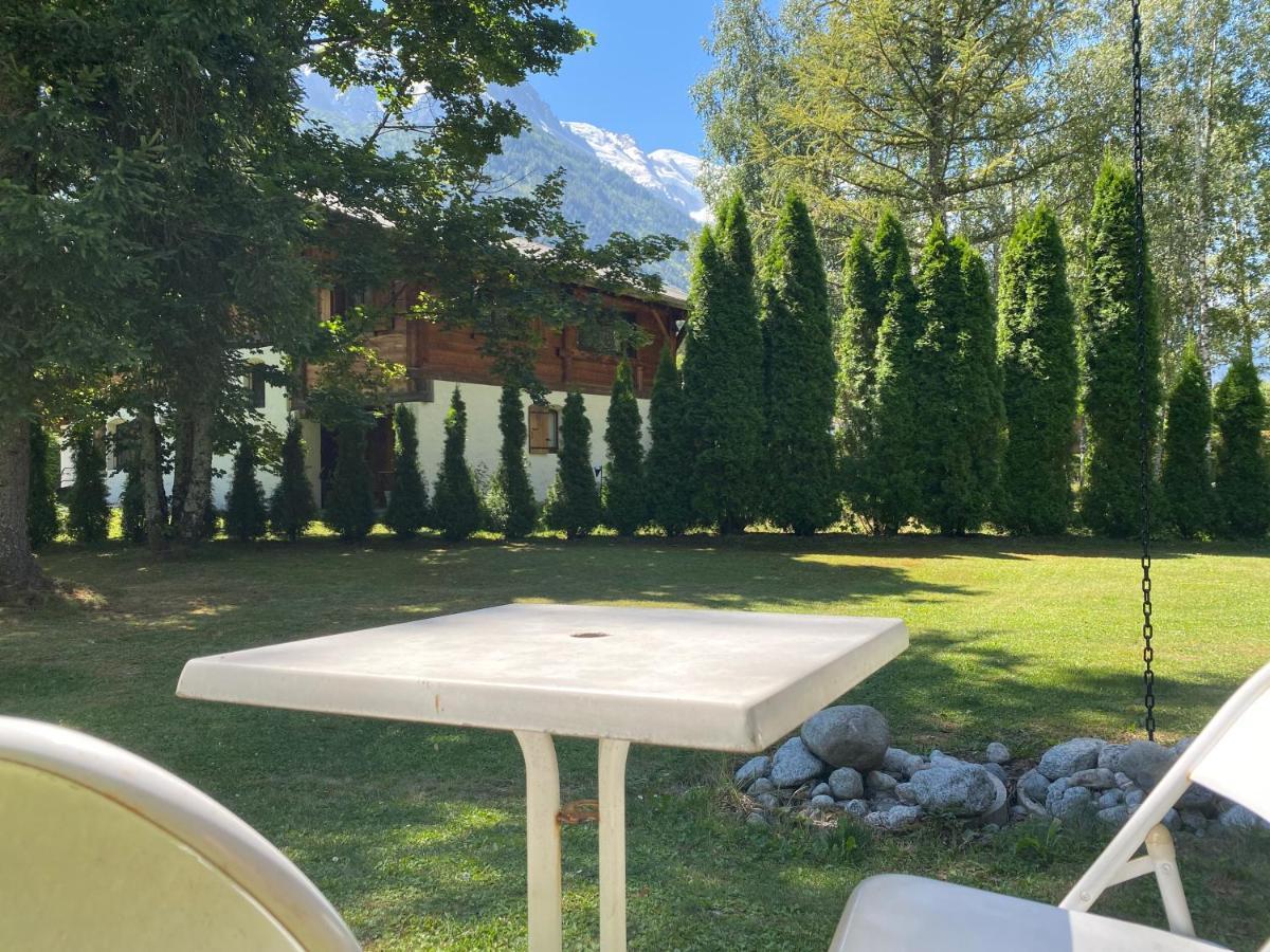 Champraz - Free Parking Apartment