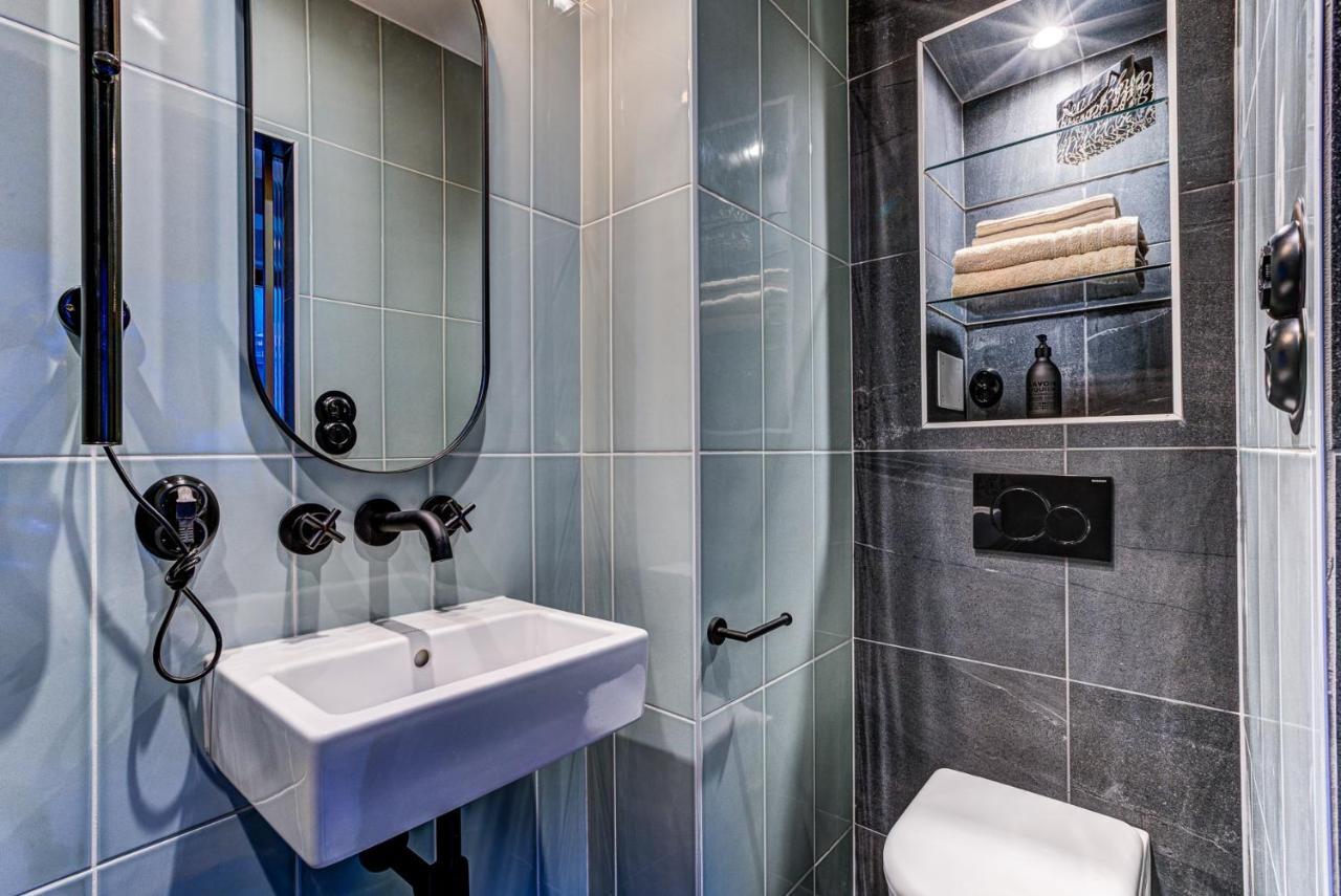 Apartment Center Luxury