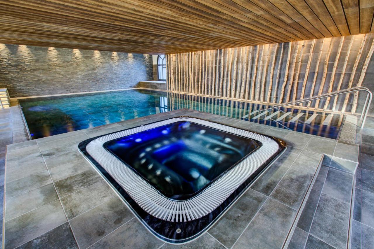 Thedrus Luxury Apt, Swimming Pool, & Apartment