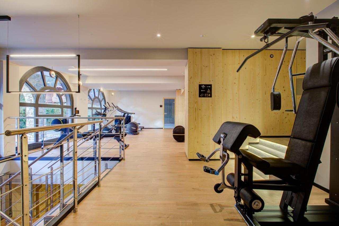 Thedrus Luxury Apt, Swimming Pool, &
