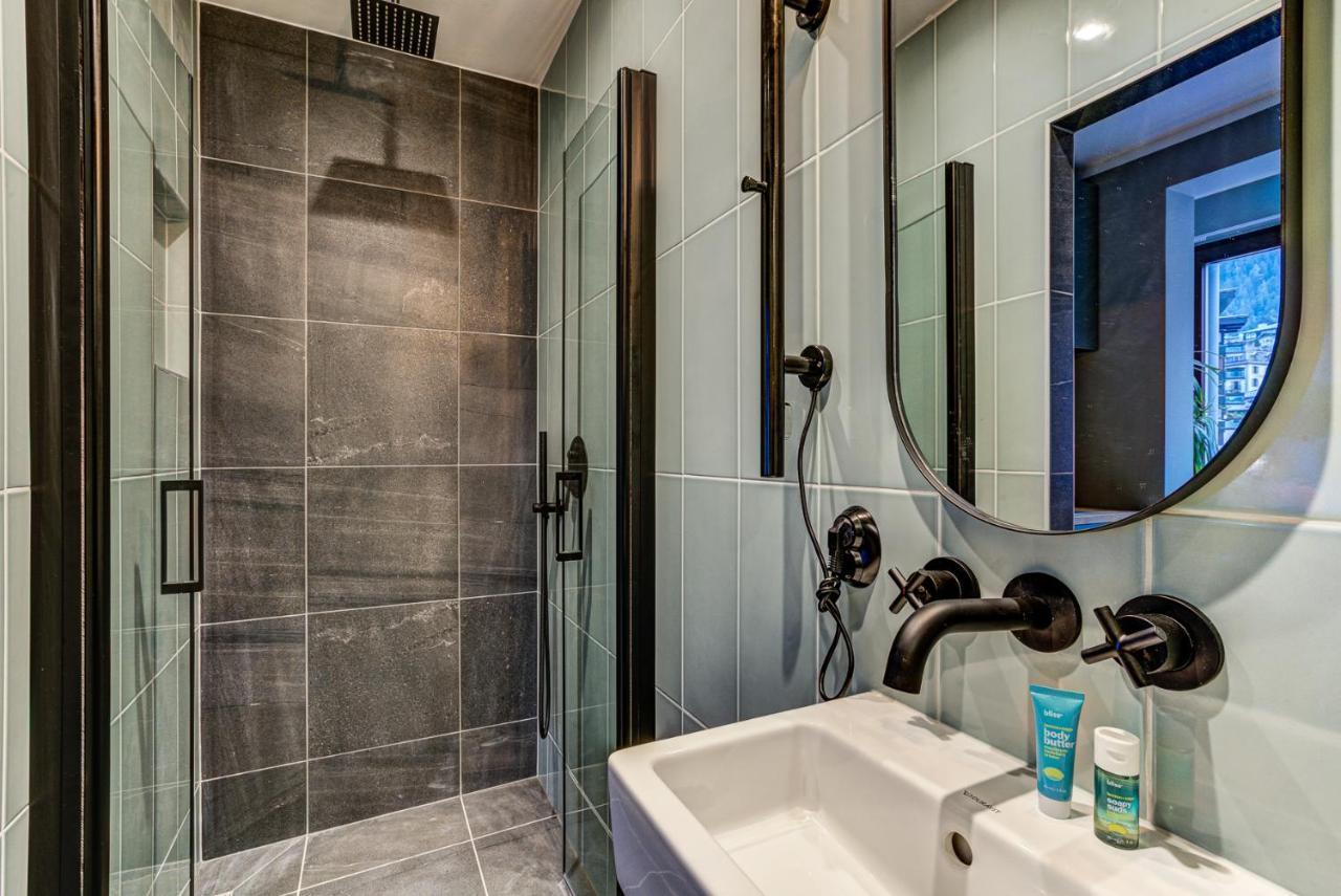Apartment Center Luxury