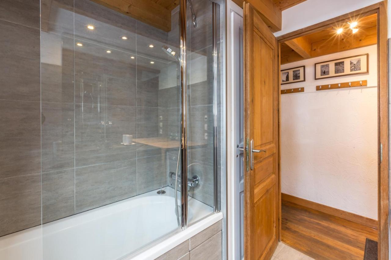 2 - Charming 2 Bedroom Haven In Apartment *