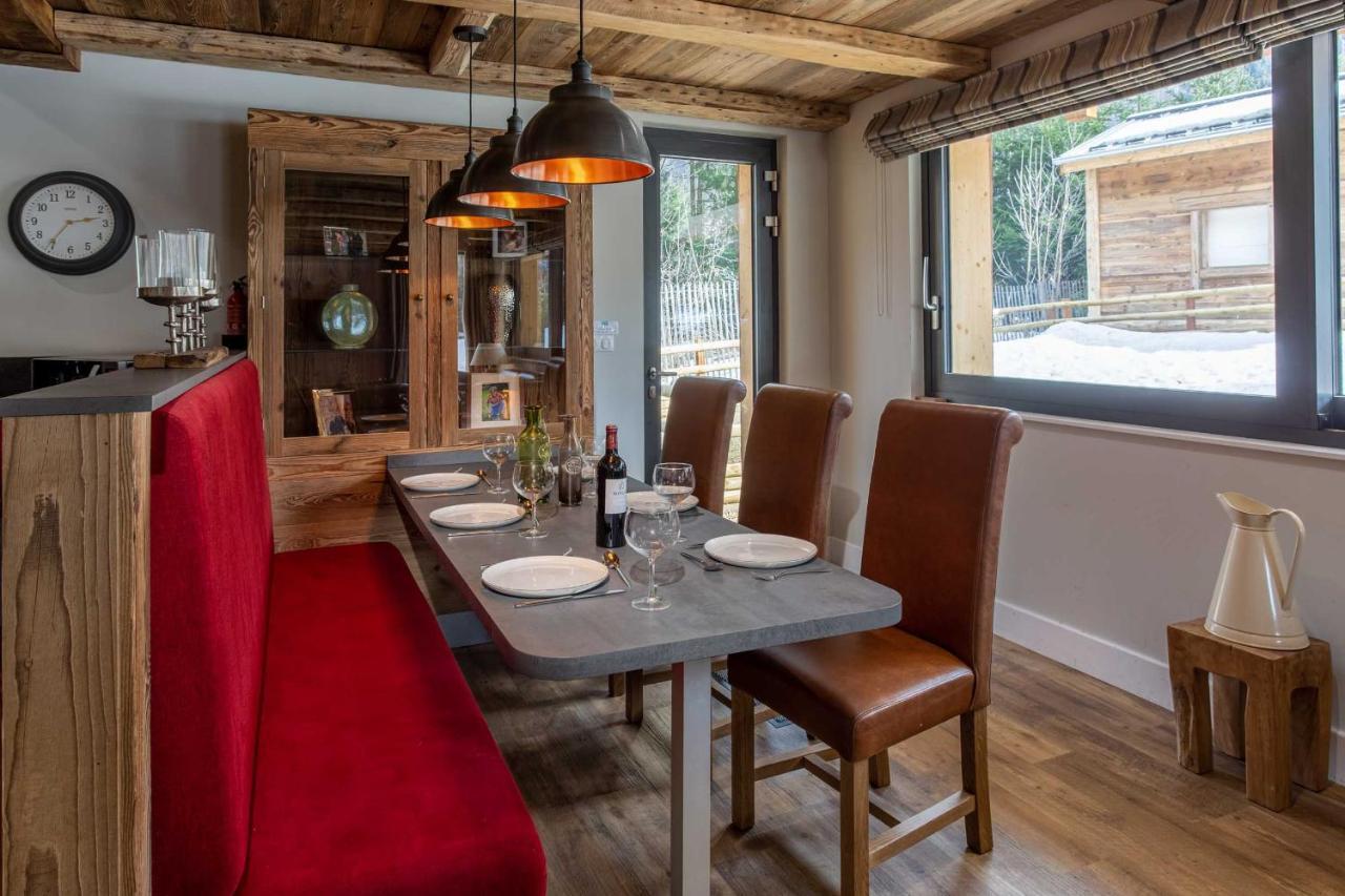 Des Amis- Year Apartment *