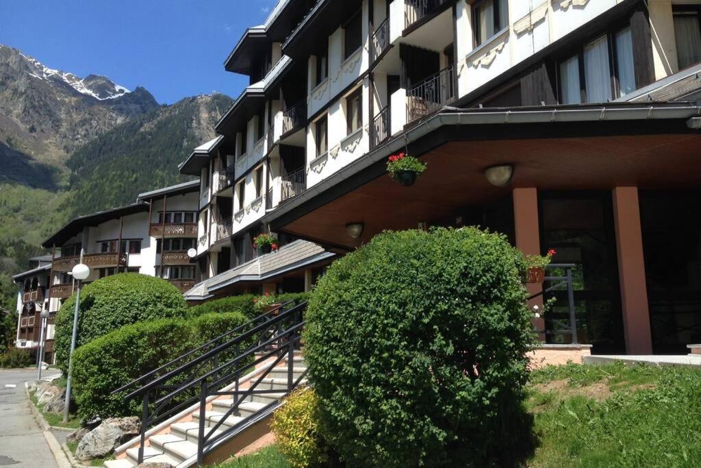Au Coeur De Chamonix, Un Ecrin De Verdure