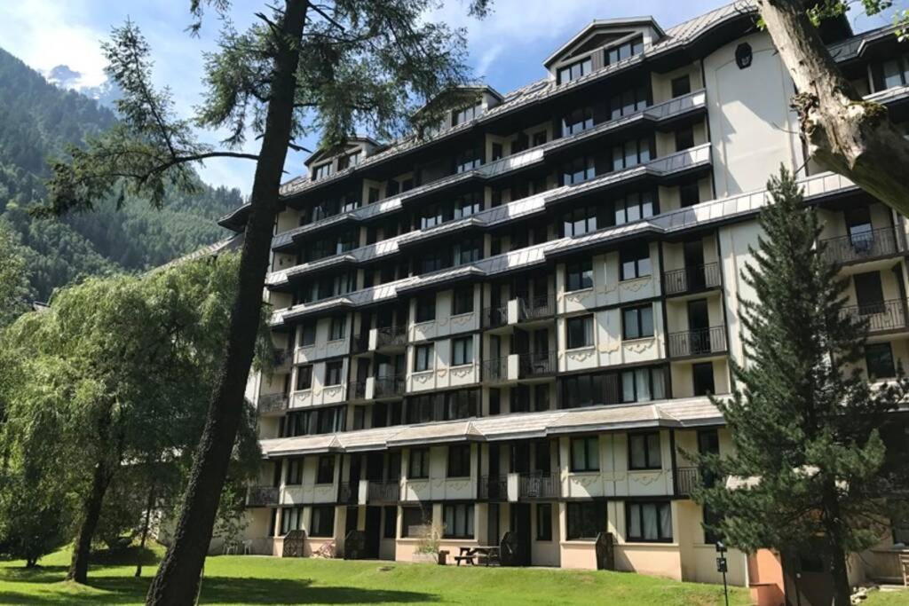 Au Coeur De Chamonix, Un Ecrin De Verdure * Chamonix