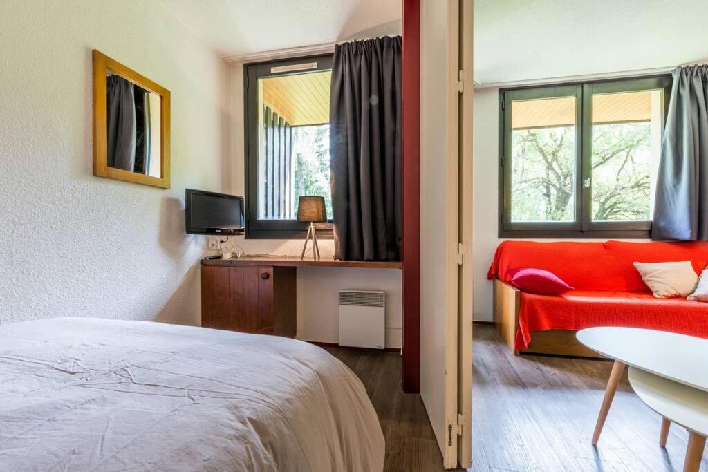 Au Coeur De Chamonix, Un Ecrin De Verdure Apartment *