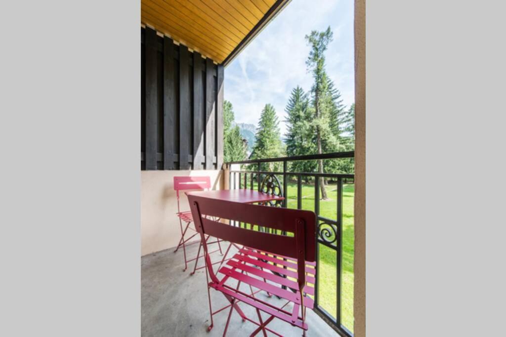 Au Coeur De Chamonix, Un Ecrin De Verdure Apartment Chamonix