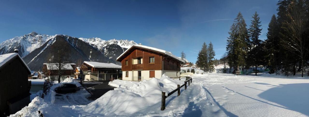 Les Des Aiguilles Hotel 3*