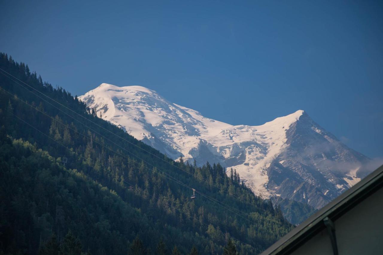 Les Des Aiguilles Chamonix