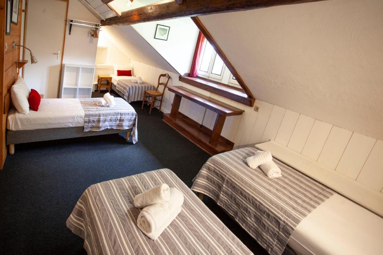 Hotel La Chaumiere Mountain 2*