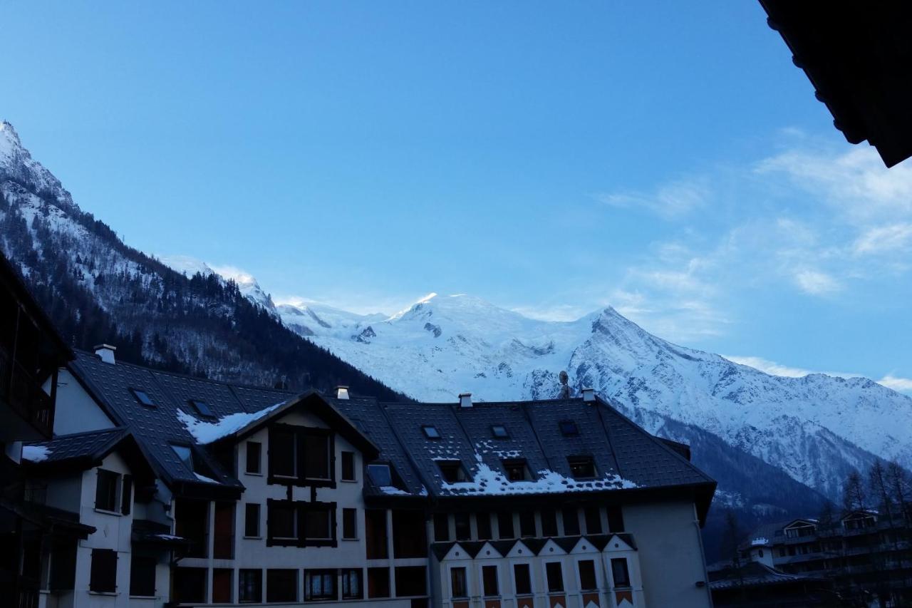 Modern With View On The Aiguille Du Midi Apartment Chamonix