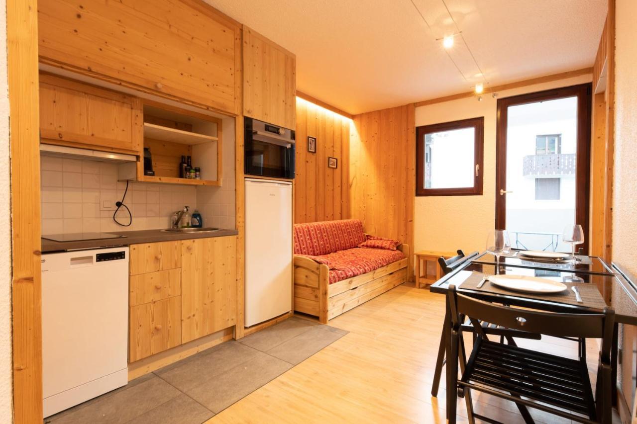With Mountain View At The Foot Of Slopes Apartment Chamonix