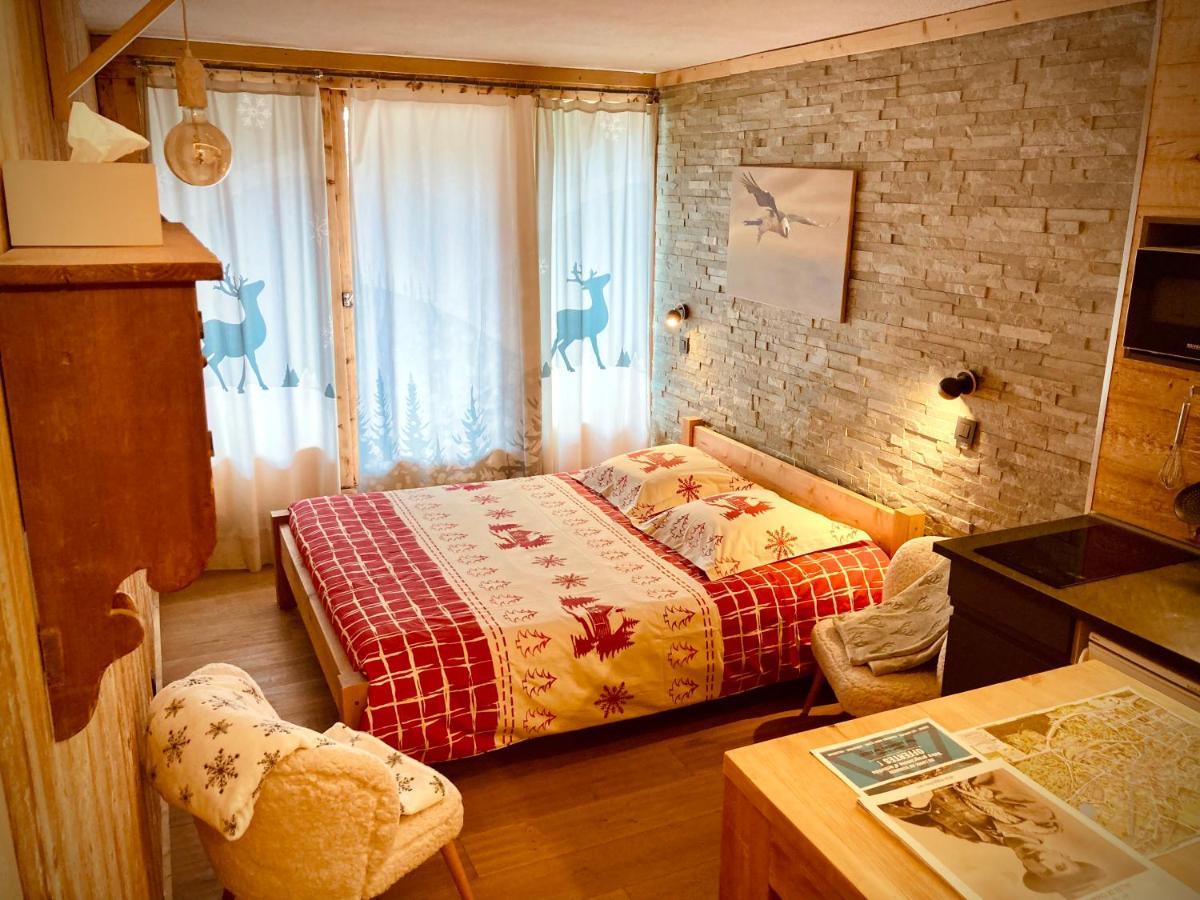 Le Gypaete * Chamonix